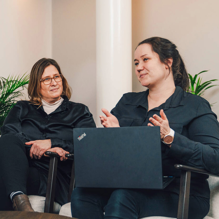 SD Worx W palkanlaskijat palaverissa