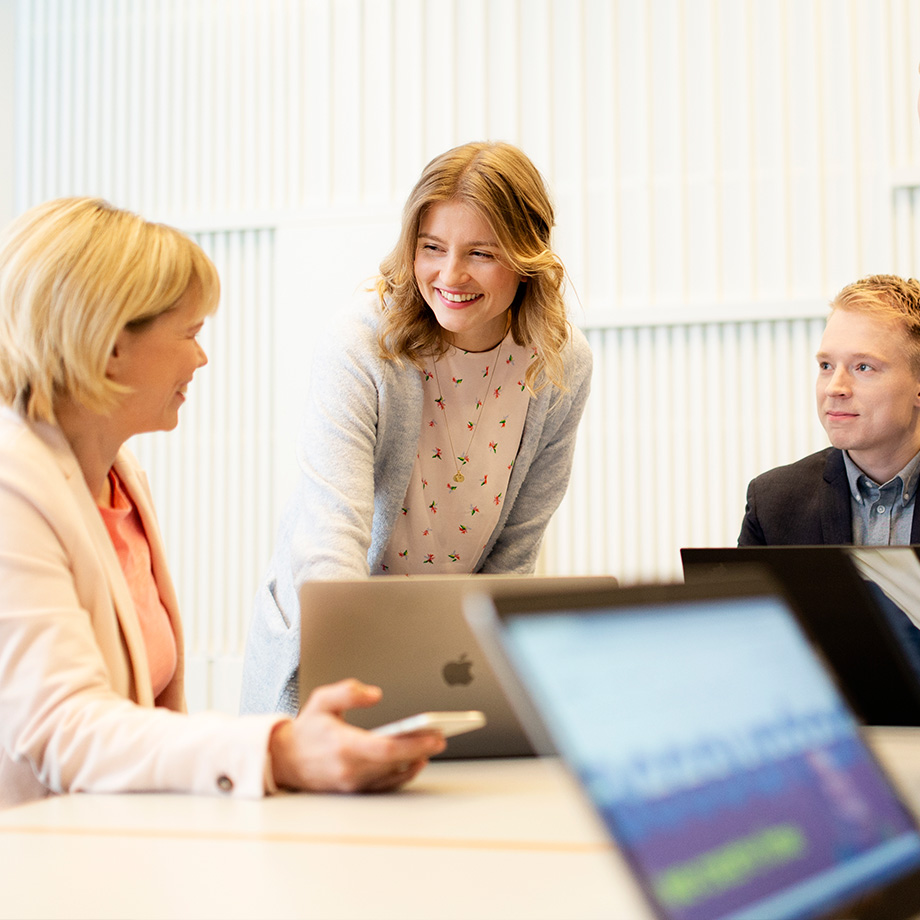 palkkatoimintojen_kartoittajat_tyossaan