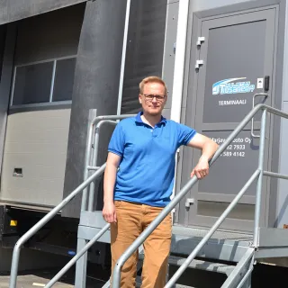 Asiakastarina Kuljetus J Tiusanen