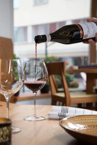 Buca-Rest winebar