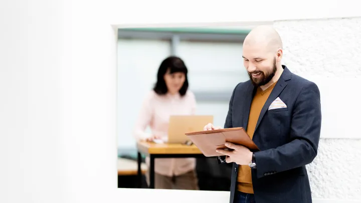 Talous raportointi toimitusjohtajalle