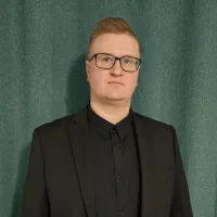 Joonas Taskinen toimii Accountorilla talouspäällikkönä.