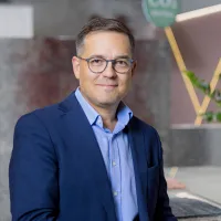Mikko Puputti Orient Occidentiltä
